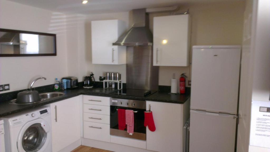 The Bath House Apartments - Free 1St Breakfast - Free Parking Habitación foto
